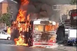 BEST bus catches fire in Goregaon
